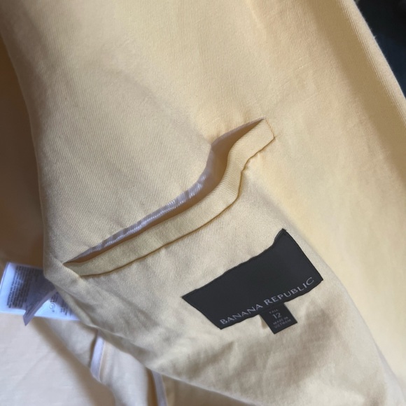 Banana Republic Suit - Picture 9 of 9